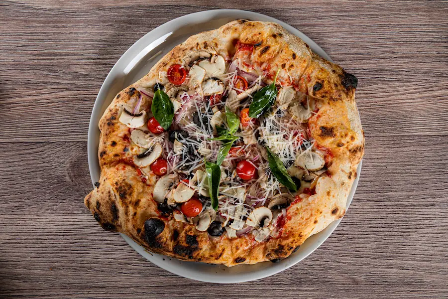 imagen de pizzas Vegetariana vendida en mafariello pizze